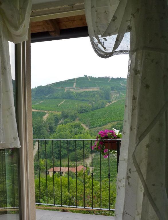 B&B Mario & Mario Trezzo Tinella Buitenkant foto